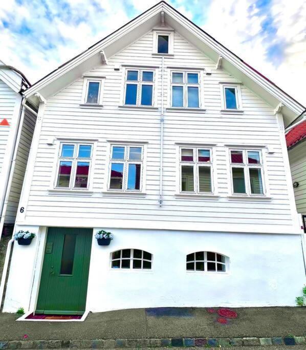 The Green Door H2 Stavanger Exterior photo